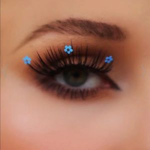 Blue flower power lashes
